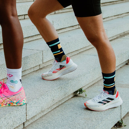 Navy Pixels Running Socks 1 | Versus Socks